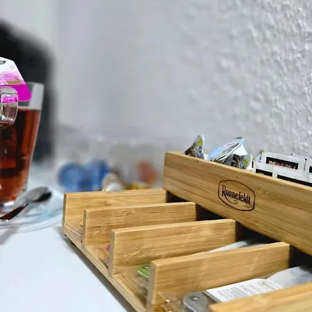 Happy Homes Pink - Dein Design-apartment Mit Wow-effekt - Netflix - Wlan - Parkplatz Nidda