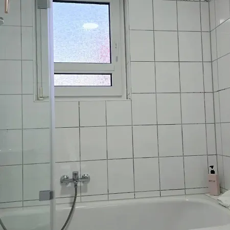 Happy Homes Pink - Dein Design-apartment Mit Wow-effekt - Netflix - Wlan - Parkplatz